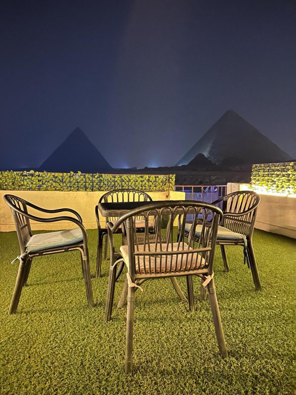 Solima Pyramids View Kafrat al Jabal Bagian luar foto